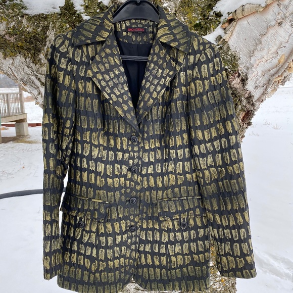 Woman'd Jacket - Picture 1 of 3